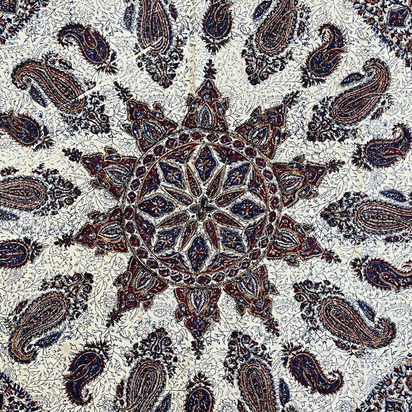 Vintage Tapestry - Picture 4 of 7